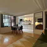 Place De La Madeleine - Appartement Classique